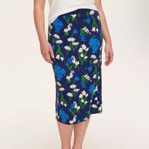 NWT Kate spade sweater Floral Blue Midi Skirt. Size M. Super stretch. 15” waist